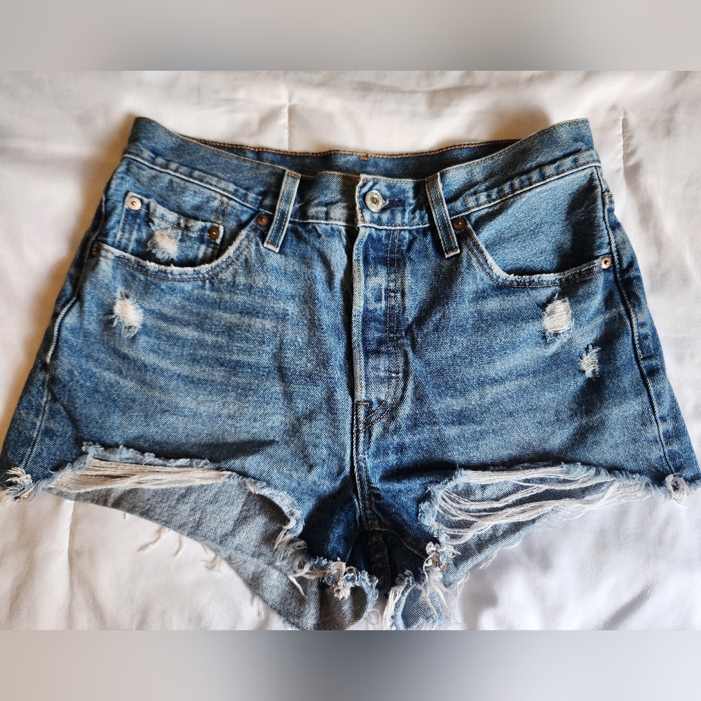Levi's 501 Blue Jean Shorts High-Waisted Distressed Size 29